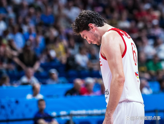 土耳其男篮爆冷菲律宾男篮，麦科勒姆完成帽子戏法