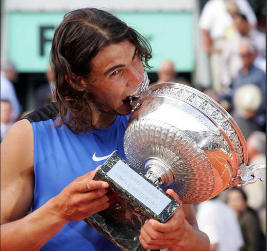 英国网球队翻盘法国网球队,纳达尔制霸全场的简单介绍 英国网球队翻盘法国网球队,纳达尔制霸全场的简单介绍