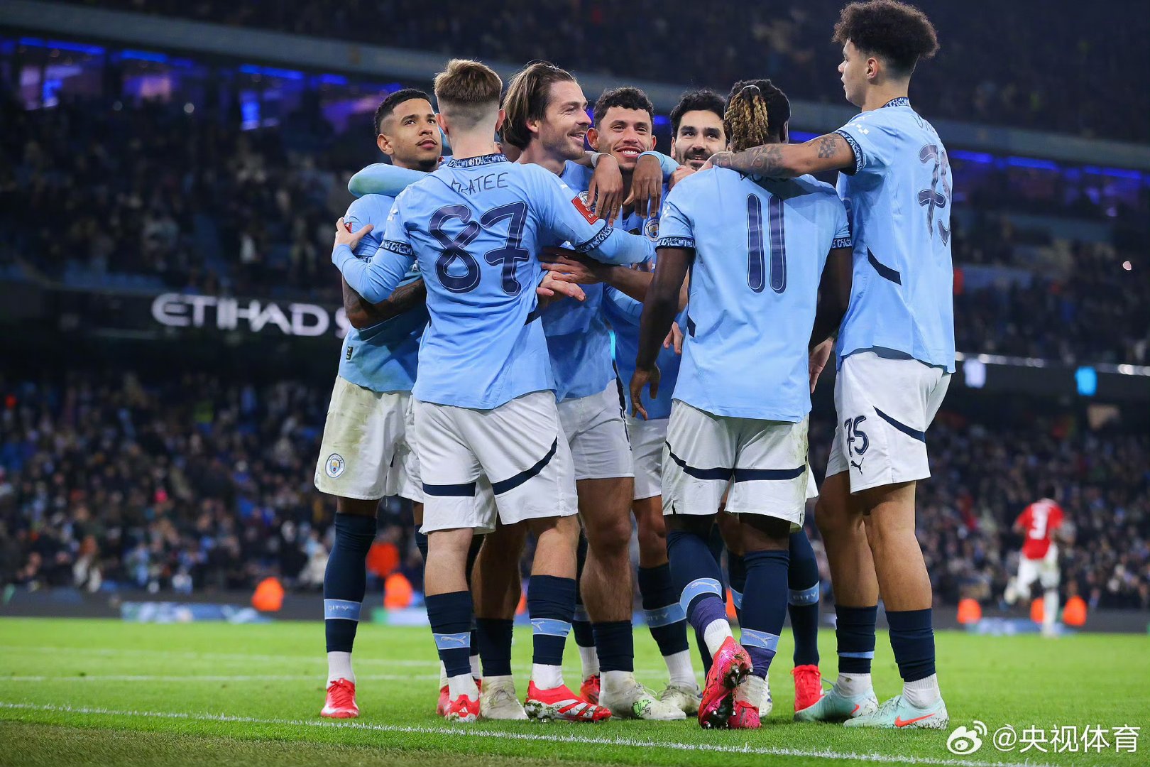 曼城横扫瑞典，博格巴统治全场