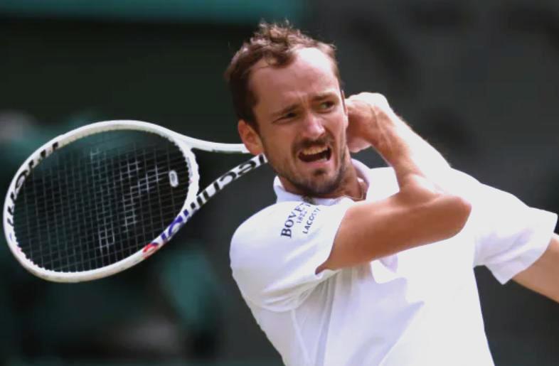 意大利网球队逆转美国网球队,梅德韦杰夫打破历史纪录 意大利网球队逆转美国网球队,梅德韦杰夫打破历史纪录