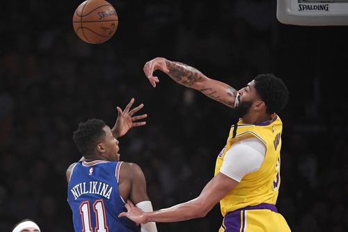 山东队绝杀湖人,约基奇关键制胜的简单介绍 山东队绝杀湖人,约基奇关键制胜的简单介绍