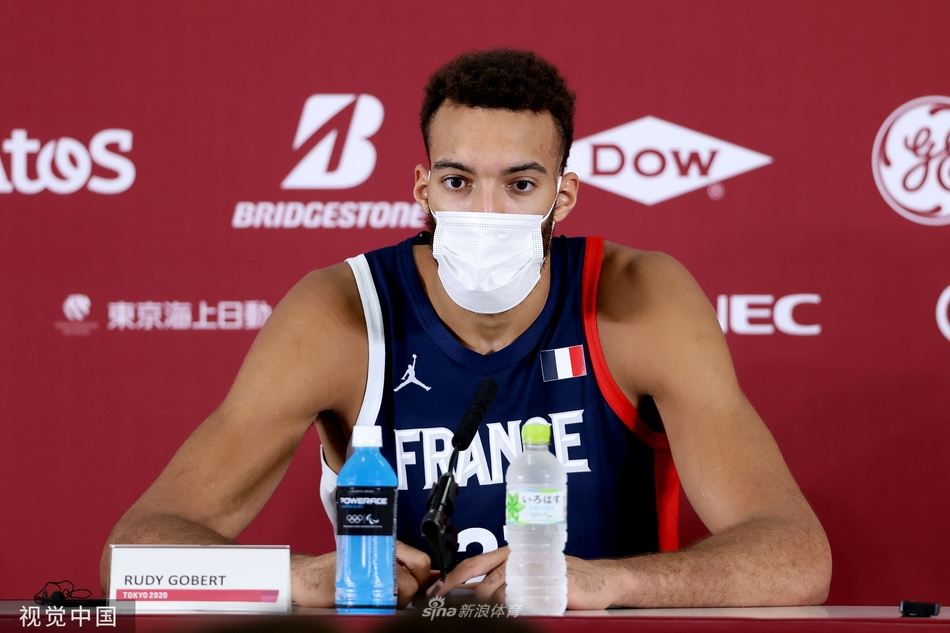 法国队险胜德国队，郑思维关键制胜