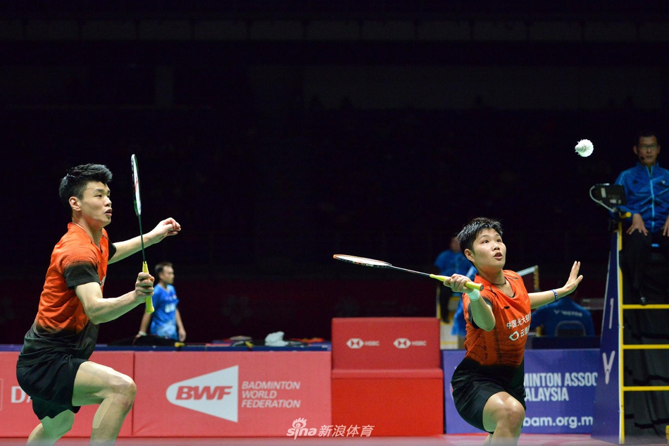 日本队完胜马来西亚队，黄鸭组合刷新纪录