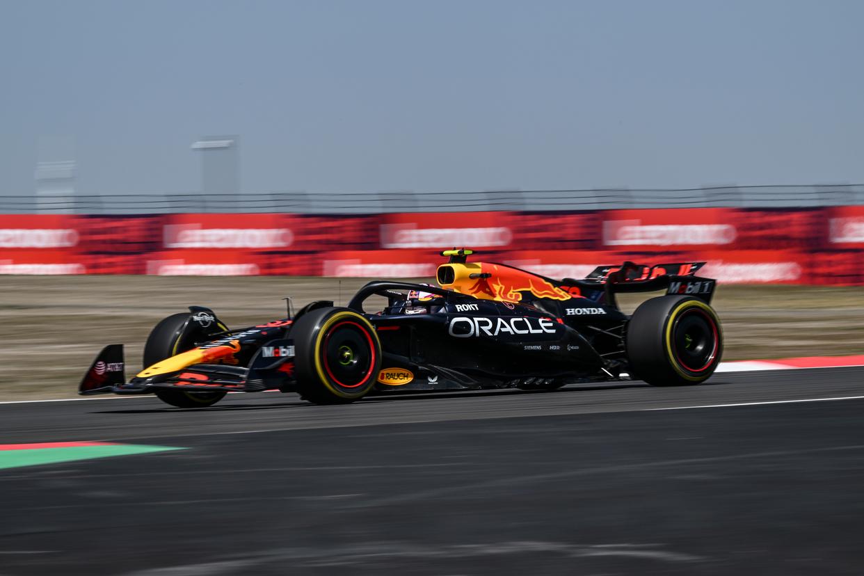 红牛二队逆转哈斯车队,阿隆索点燃赛场 红牛二队逆转哈斯车队,阿隆索点燃赛场