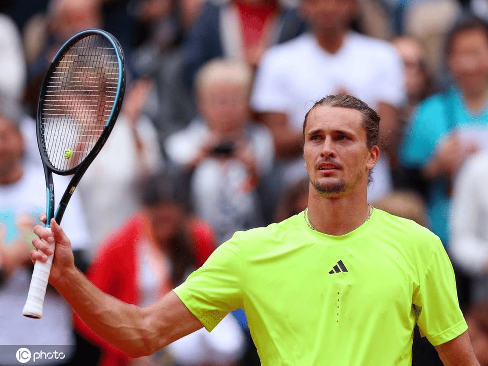 法网翻盘戴维斯杯，兹维列夫扛起全队