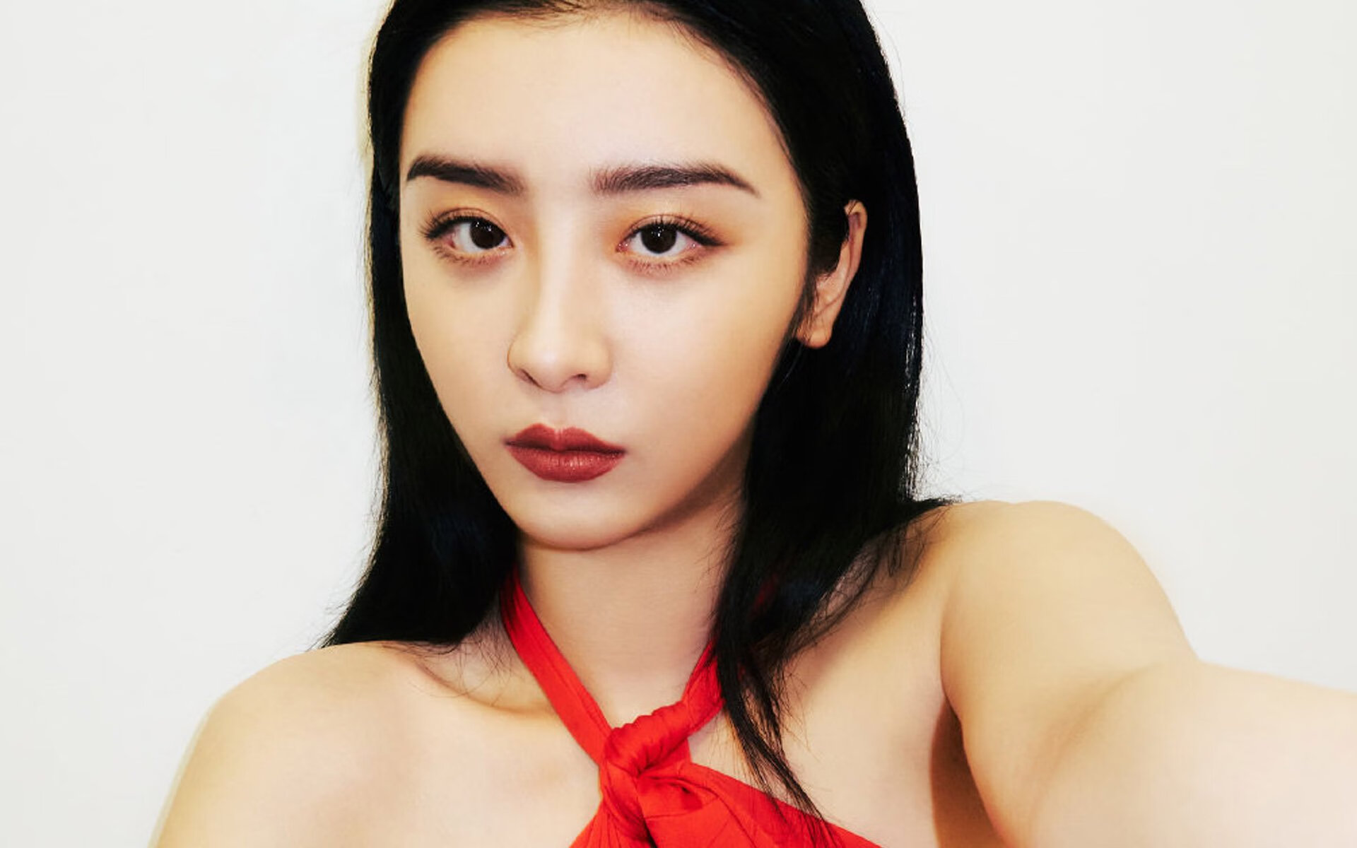 霍勒迪单骑定乾坤！火箭三节轰垮独行侠，防守铁闸变身全能指挥官