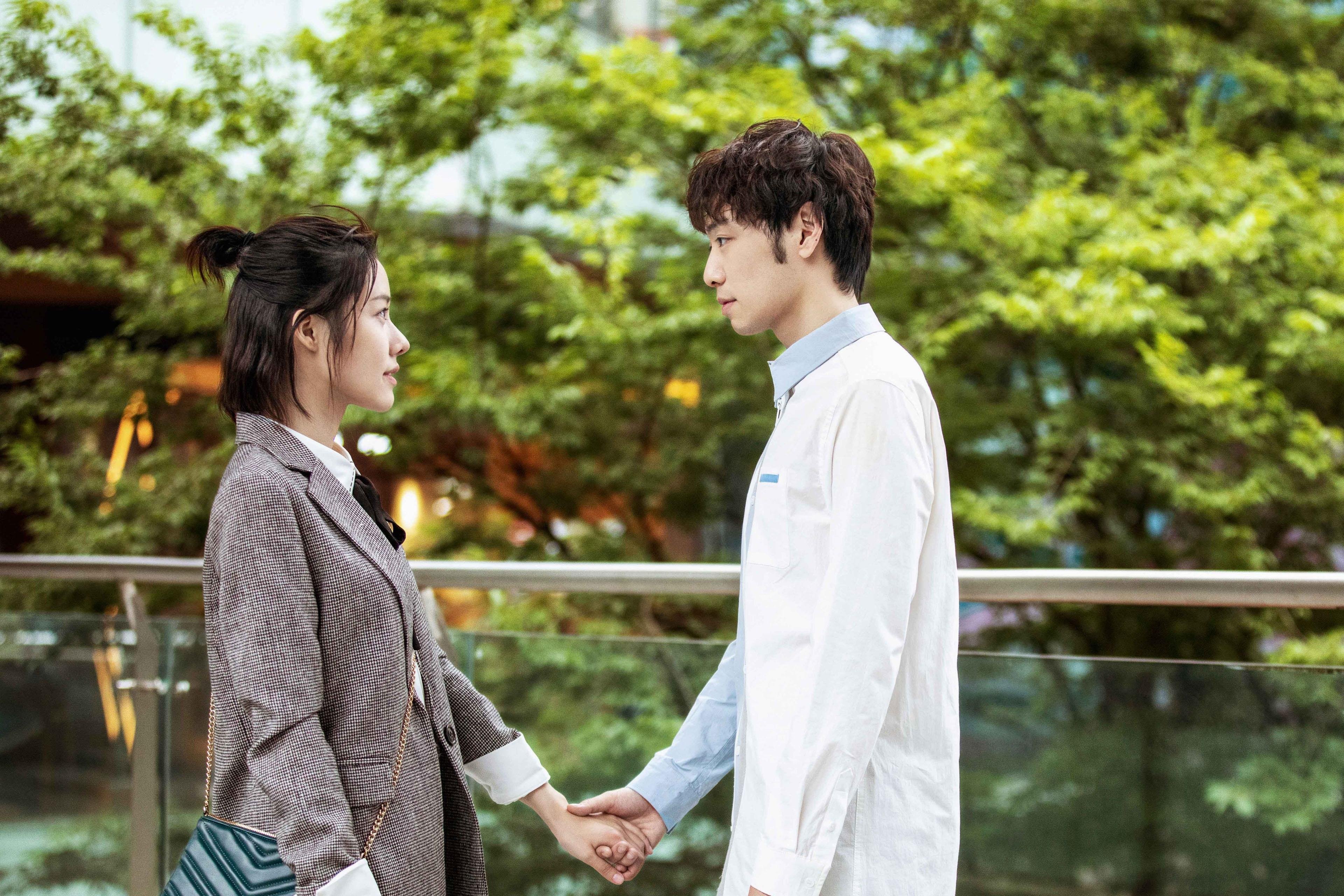 哈弗茨执子布局，当德式精密棋局遭遇挪威铁壁，突尼斯如何成为战术试金石？