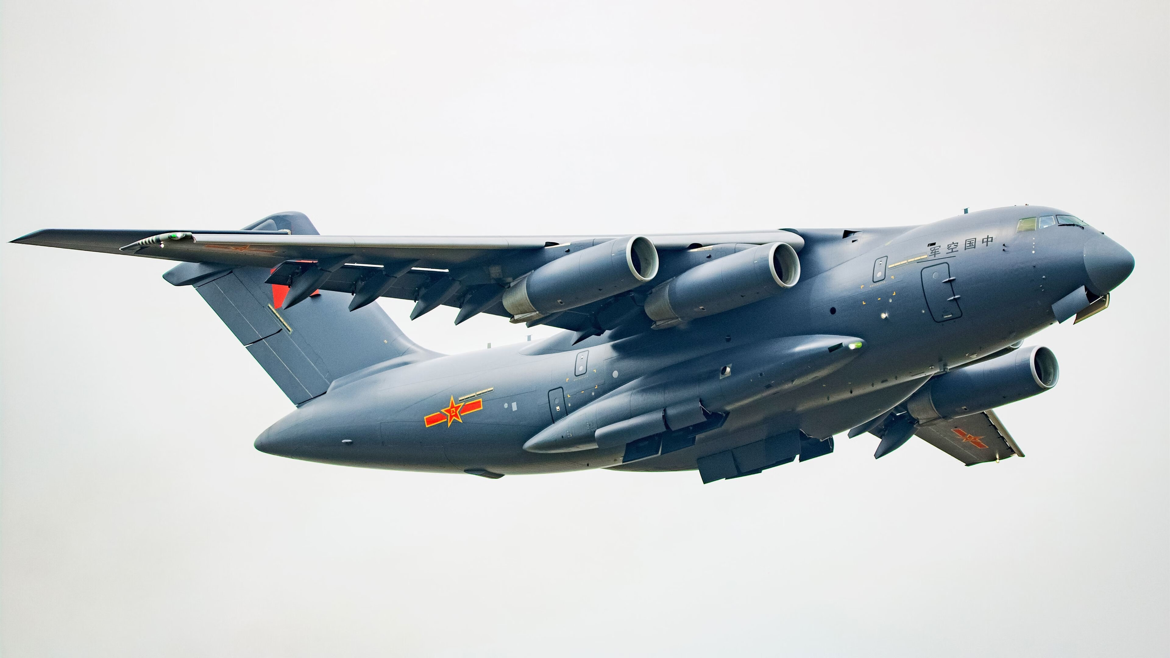 当格列兹曼穿上蓝黑战袍，国际米兰用那不勒斯式胜利完成战术加冕